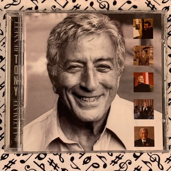 Tony Bennett CD. - Picture 1 of 10